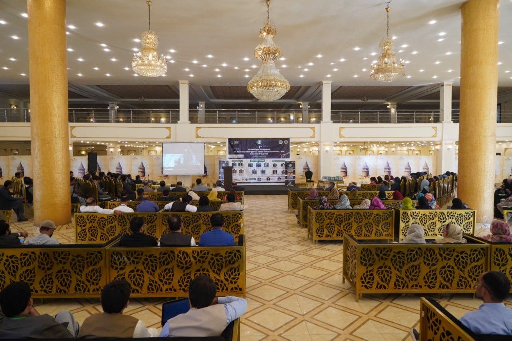 Project team recognition ceremony
